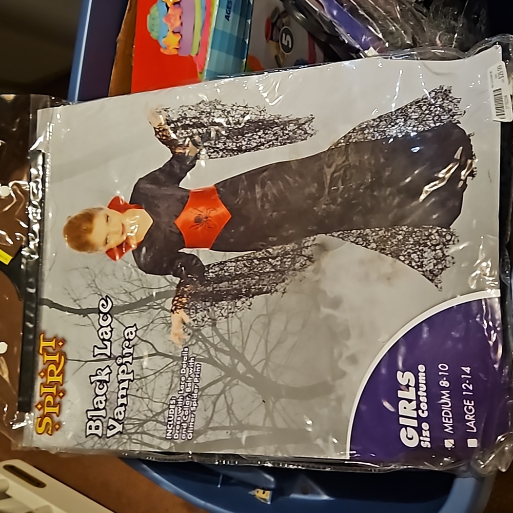 Girls vampire halloween costume